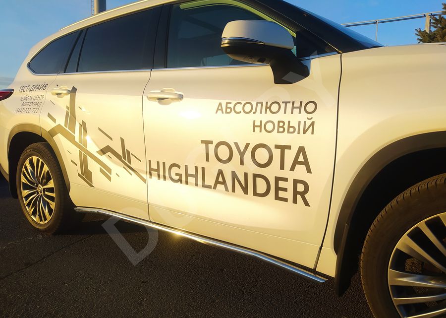  Защита штатного порога Toyota Highlander 3 restailing Арт THL.21.30, вид 1