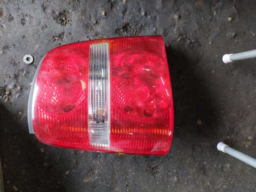  фонарь задний левый Volkswagen Touran 1 Арт 22-21, вид 1