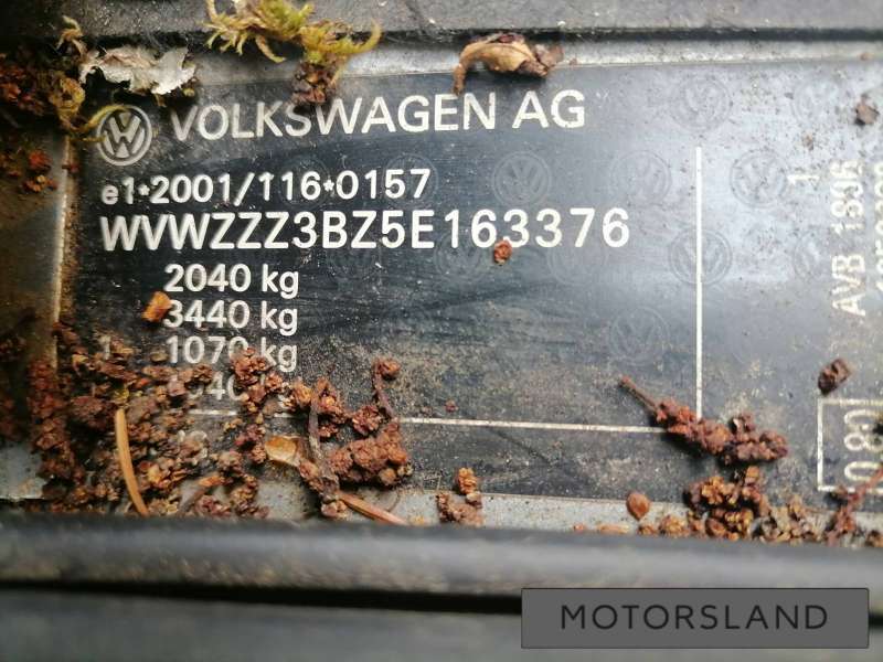 038109147 Защита ремня ГРМ (кожух) к Volkswagen Passat B5 | Фото 14