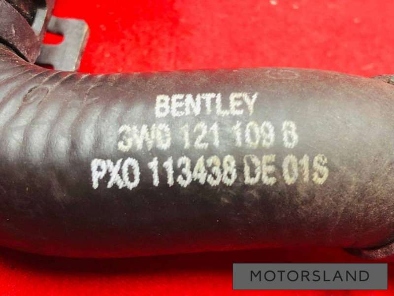 3W0121109B Патрубок радиатора к Bentley Flying Spur | Фото 15