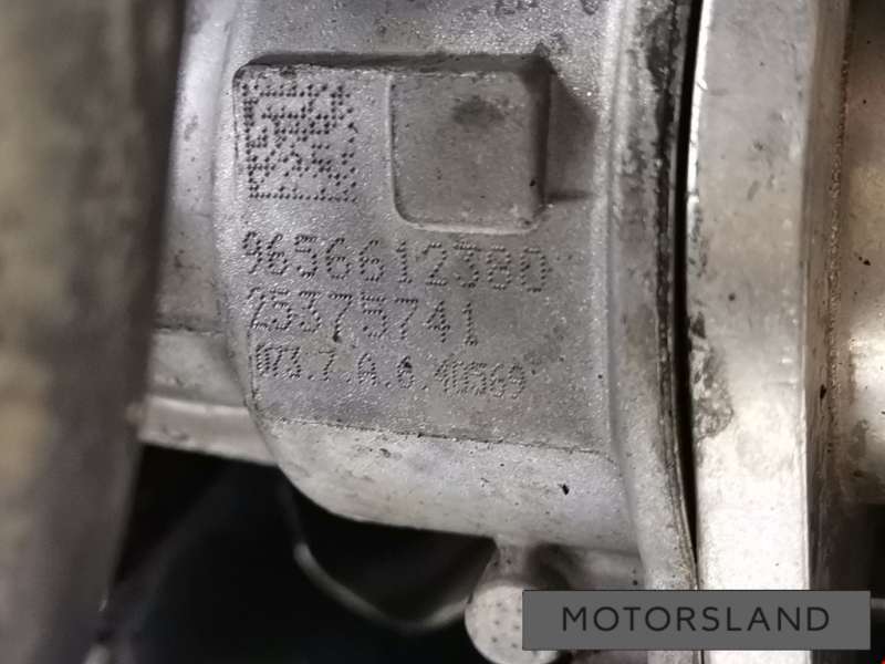 RHR(DW10BTED4) Двигатель к Peugeot 407 | Фото 24