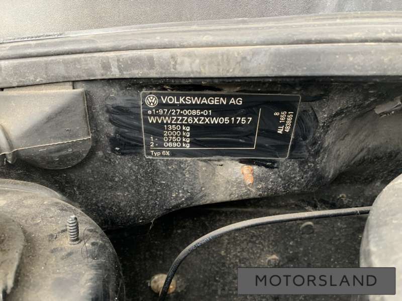 030109127M Защита ремня ГРМ (кожух) к Volkswagen Lupo | Фото 13